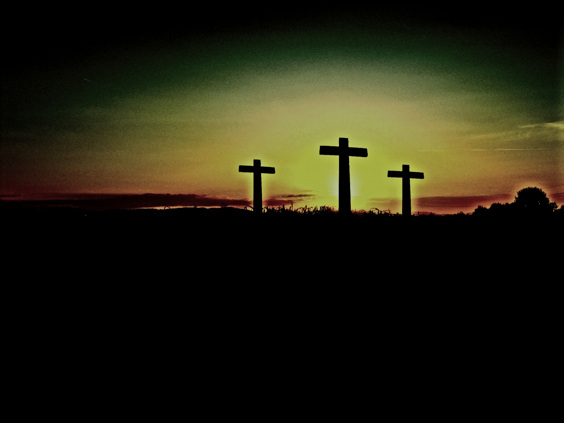 Crosses found. Гора Голгофа Распятие Иисуса. Три Креста на Голгофе. Голгофский крест Иисуса Христа. Крест на горе.